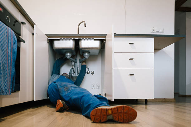 Professional Leak Detection technician working in Malvern, IA